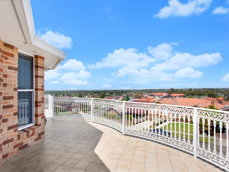 29 Zadro Avenue, Bossley Park NSW 2176