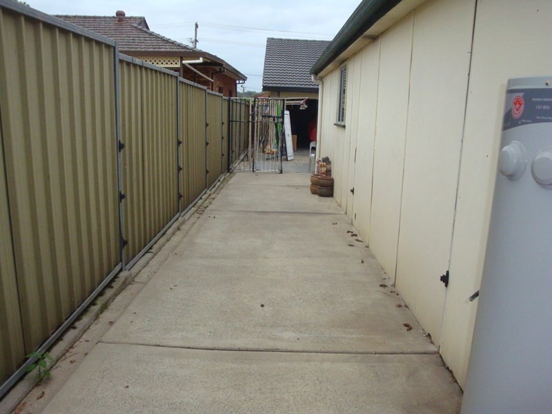 118a Chifley Street, Smithfield NSW 2164