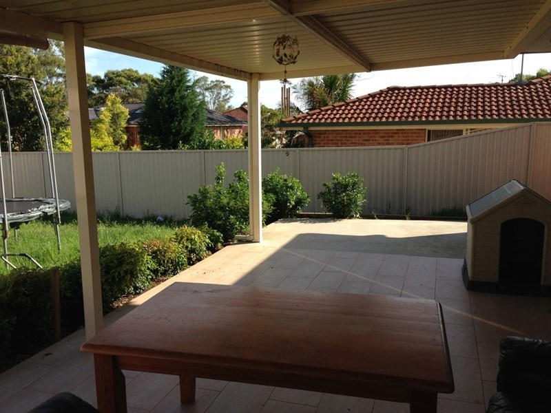 10 Roberts Road, Casula NSW 2170