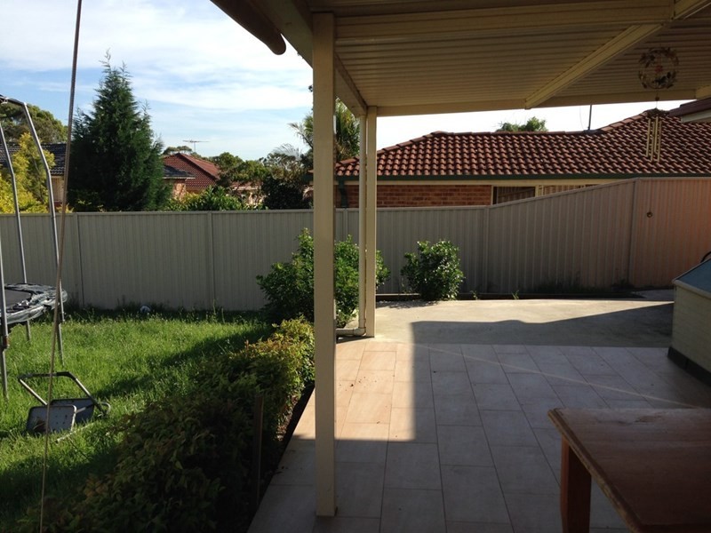 10 Roberts Road, Casula NSW 2170