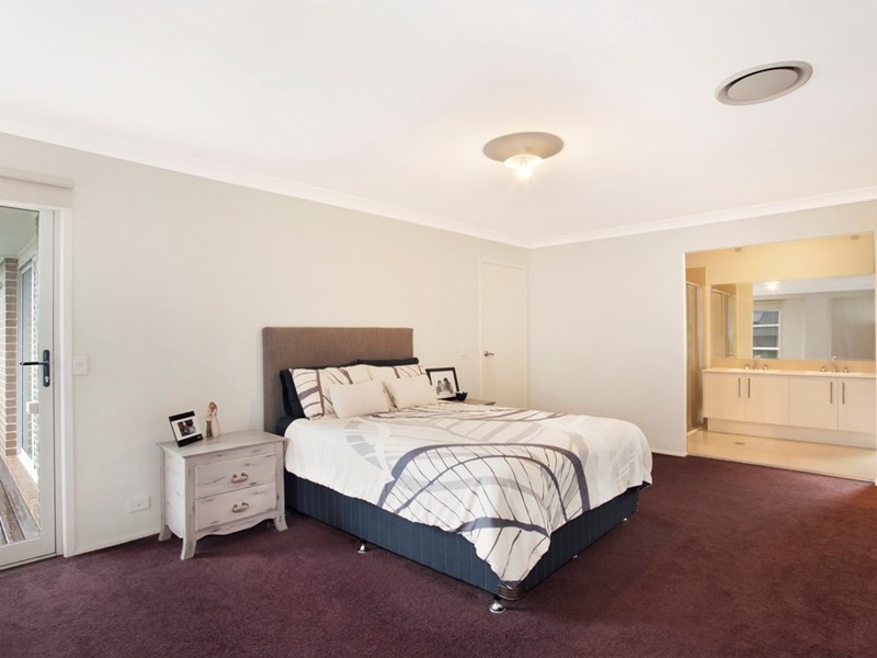 66 Hemsworth Avenue, Middleton Grange NSW 2171