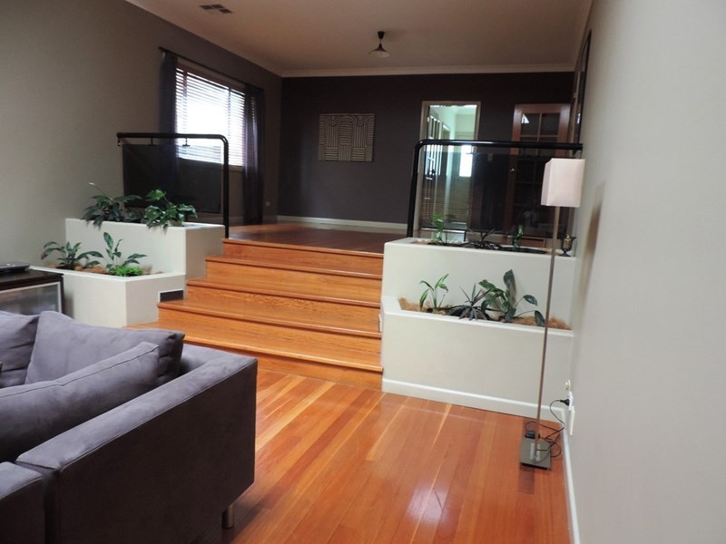 3 Grevillea Close, Bossley Park NSW 2176