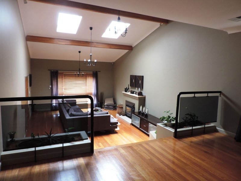 3 Grevillea Close, Bossley Park NSW 2176