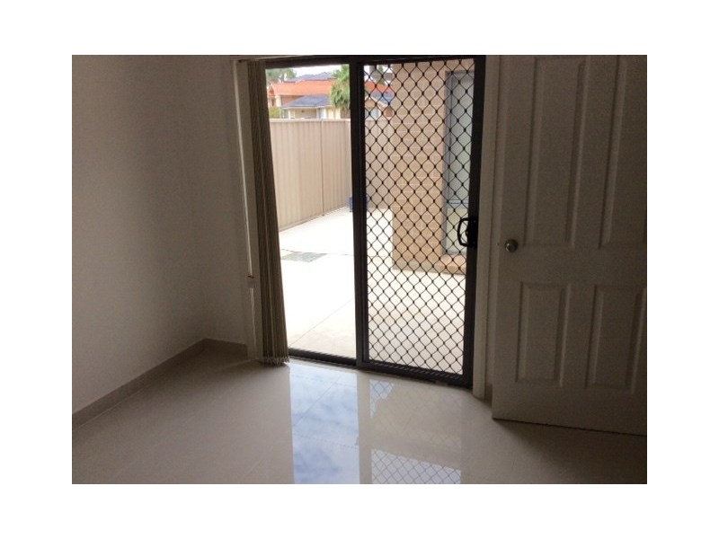 1A Usher Close, Abbotsbury NSW 2176