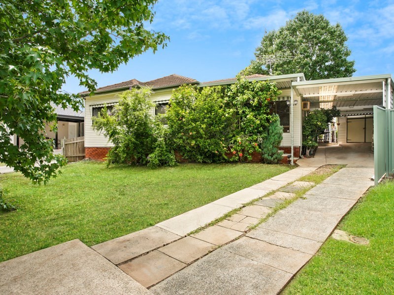 26 Warrumbungle Street, Fairfield West NSW 2165