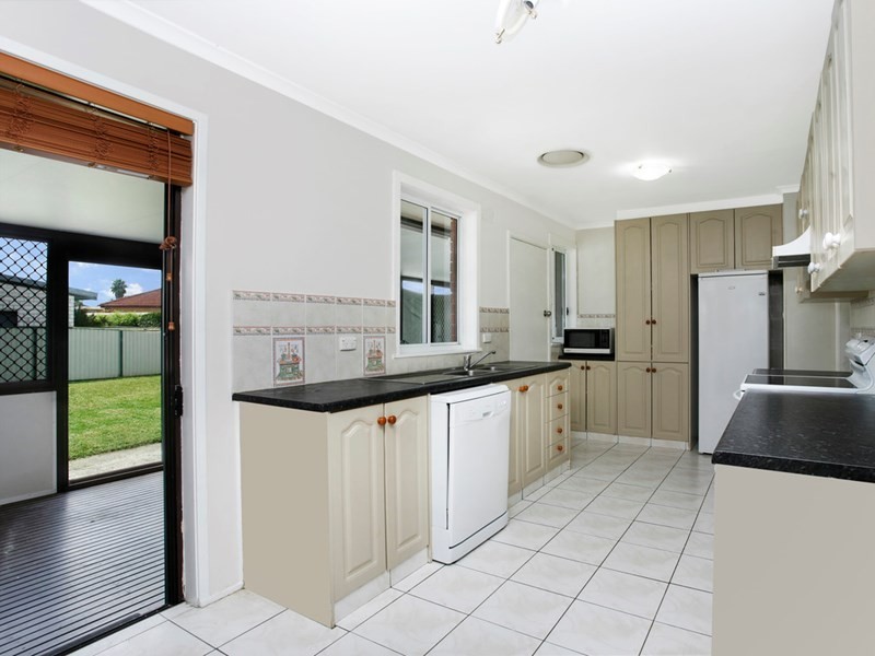 11 Chisholm Street, Smithfield NSW 2164