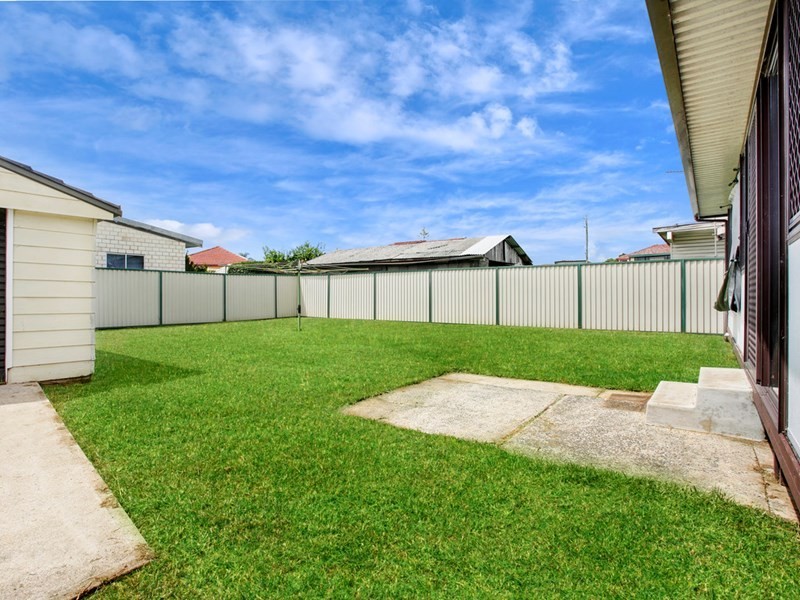 11 Chisholm Street, Smithfield NSW 2164