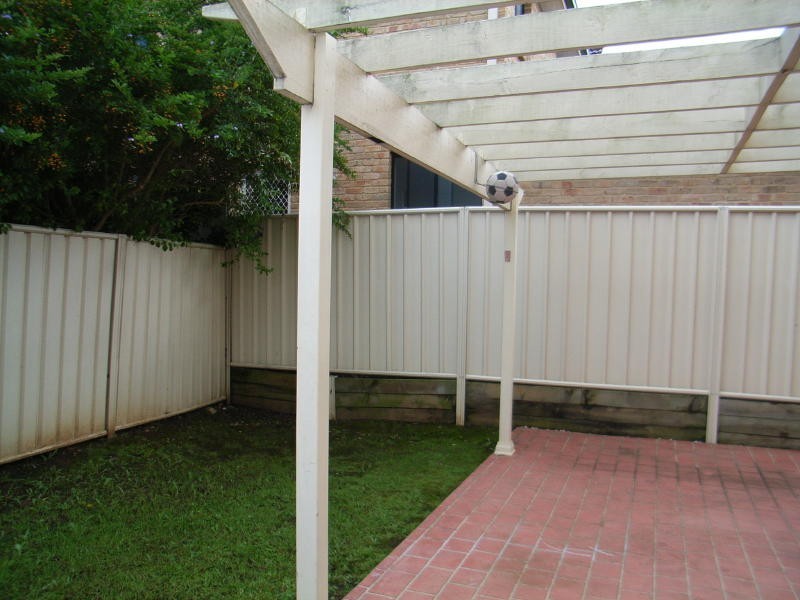 2 Saxon Place, Cecil Hills NSW 2171