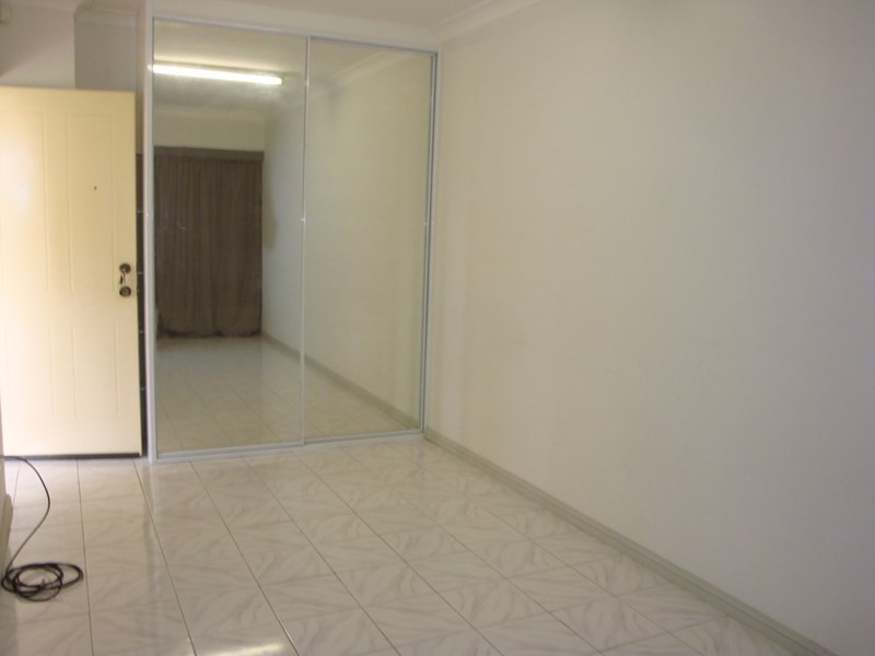 9a Lismore Close, Bossley Park NSW 2176