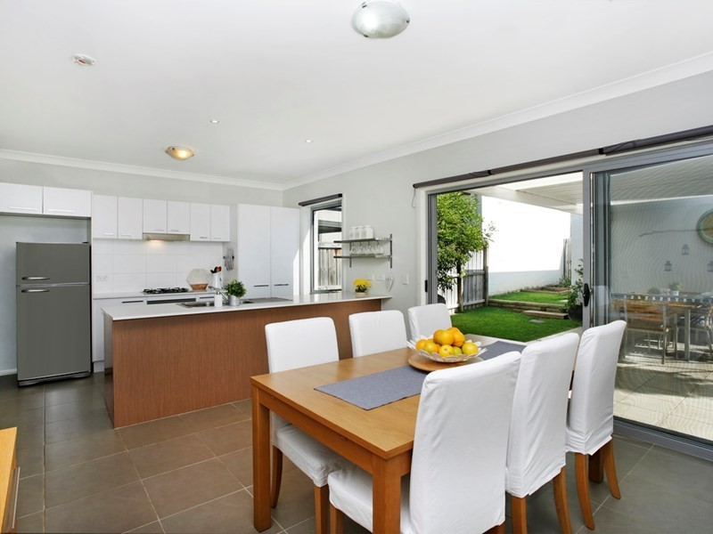 17 Lockheed Avenue, Middleton Grange NSW 2171