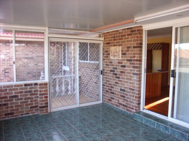 33 Nineveh Crescent, Greenfield Park NSW 2176