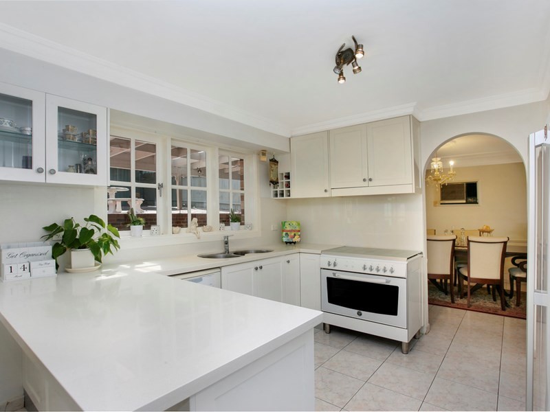 14 Holbrook Street, Bossley Park NSW 2176