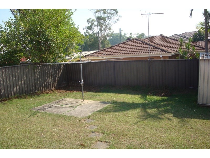 8 Pueblo Street, Greenfield Park NSW 2176