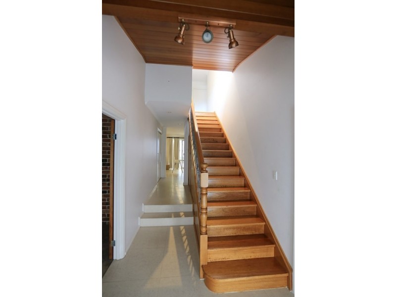 10 Bilpin Place, Bossley Park NSW 2176