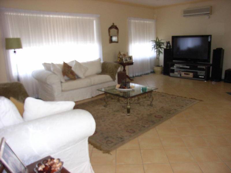 1 Pendlebury Place, Abbotsbury NSW 2176