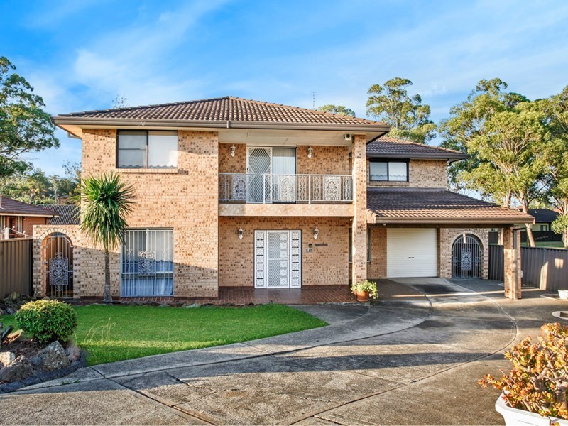 26 Falklands Avenue, Bossley Park NSW 2176