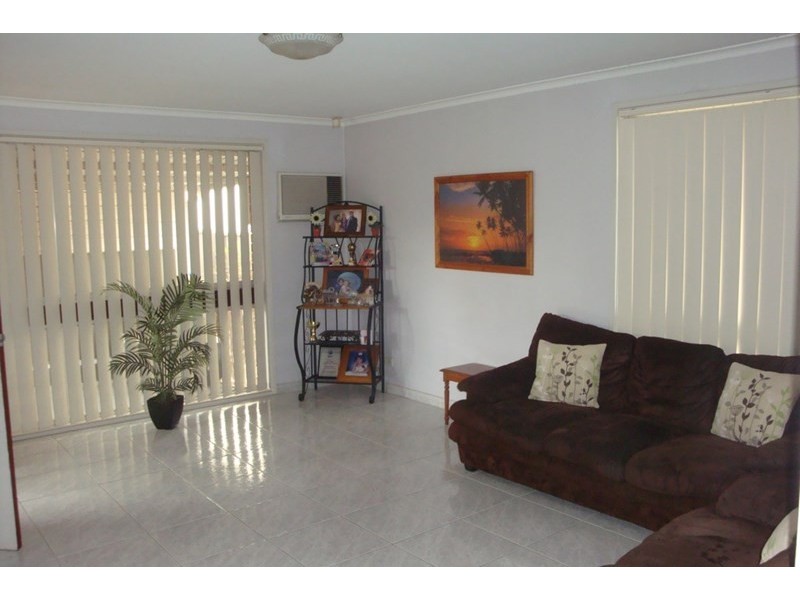 7 Burramy Close, Bossley Park NSW 2176