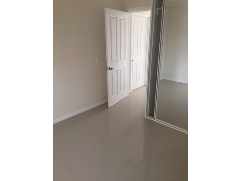 8a Lawford Street, Fairfield West NSW 2165