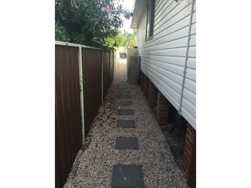 8a Lawford Street, Fairfield West NSW 2165