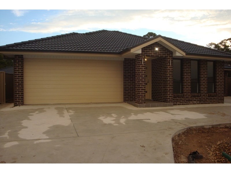 28 Domain Boulevard, Prestons NSW 2170