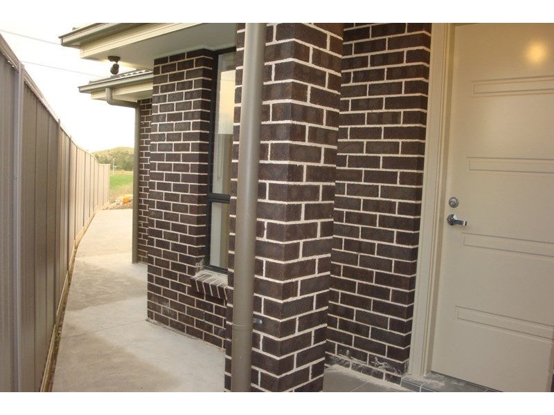 28a Domain Boulevard, Prestons NSW 2170