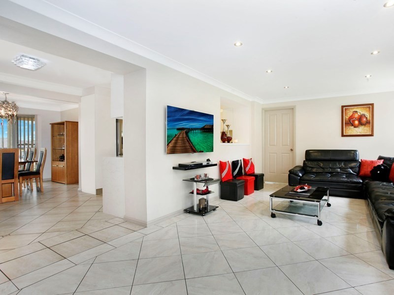 3 Mimosa Road, Bossley Park NSW 2176