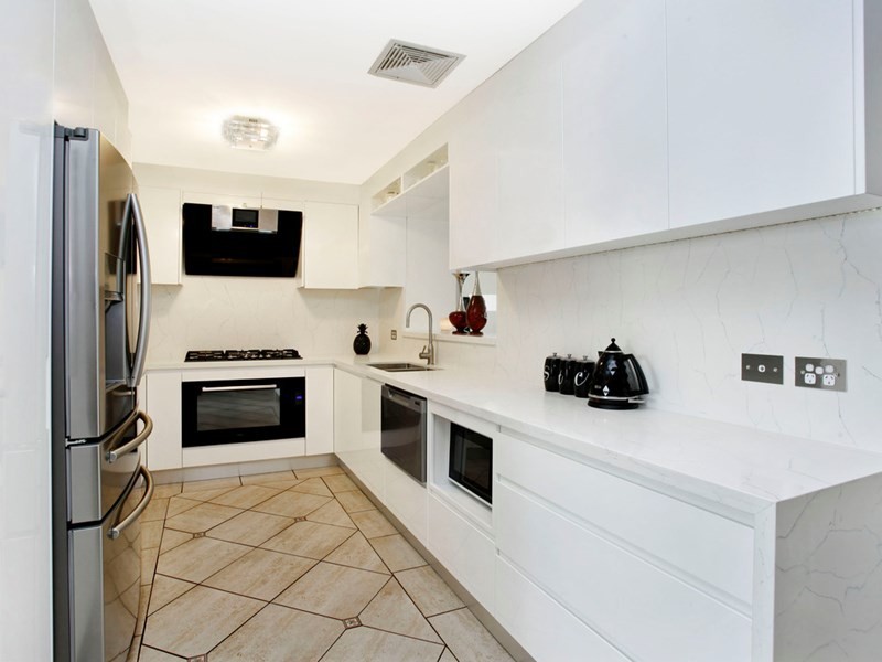 3 Mimosa Road, Bossley Park NSW 2176