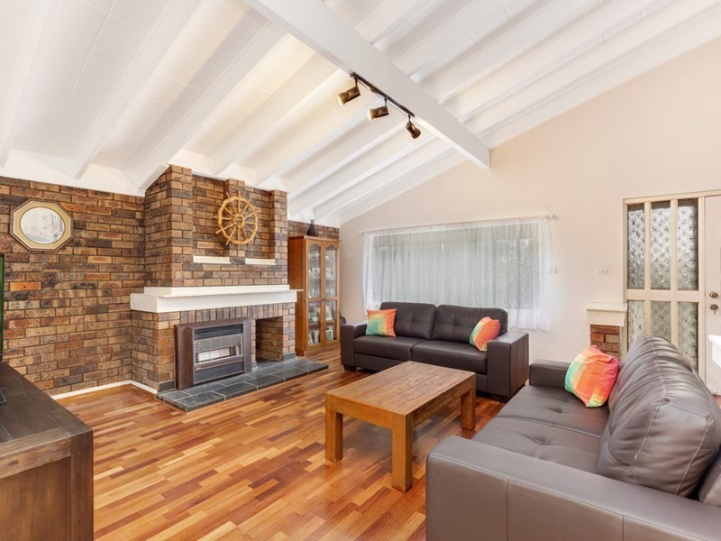 60 Roland Street, Bossley Park NSW 2176