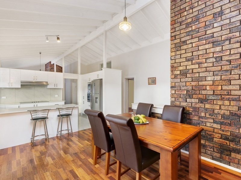 60 Roland Street, Bossley Park NSW 2176