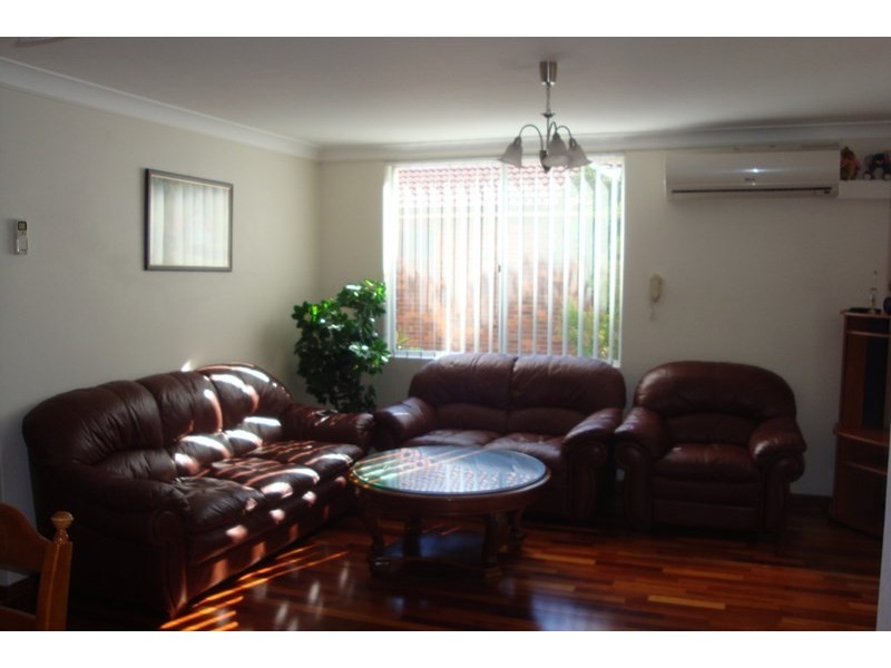 8/8-10 Ulverstone Street, Fairfield NSW 2165