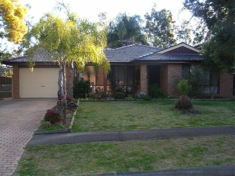 1 Kempsey Place, Bossley Park NSW 2176