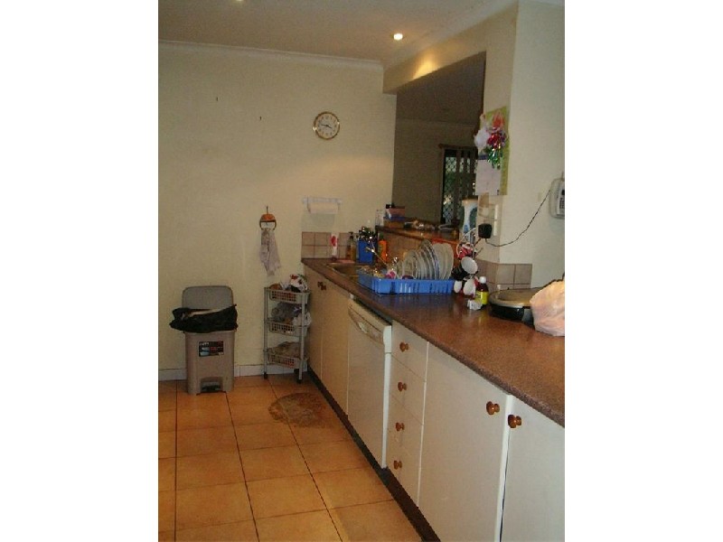 1 Kempsey Place, Bossley Park NSW 2176