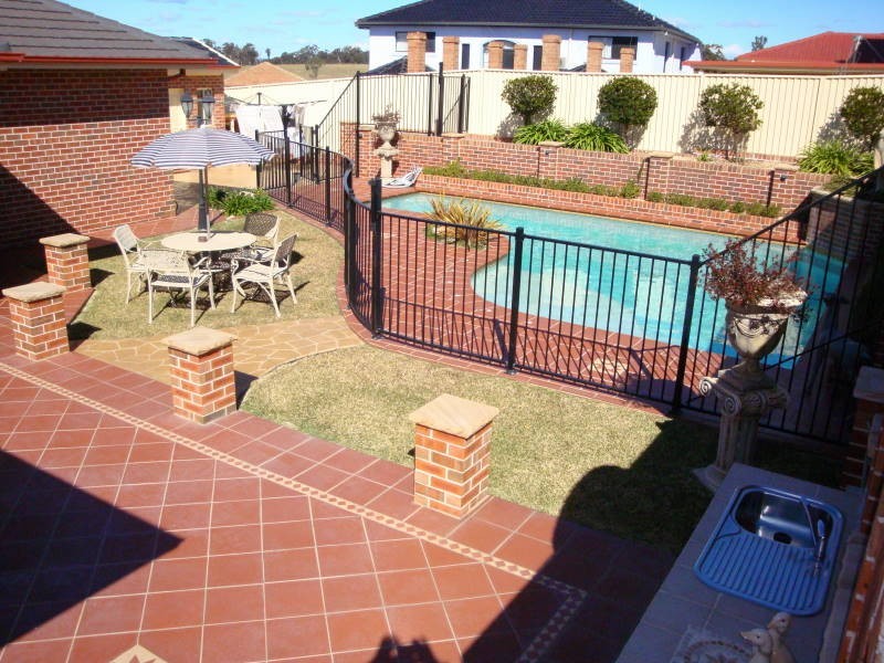 9 London Court, Cecil Hills NSW 2171