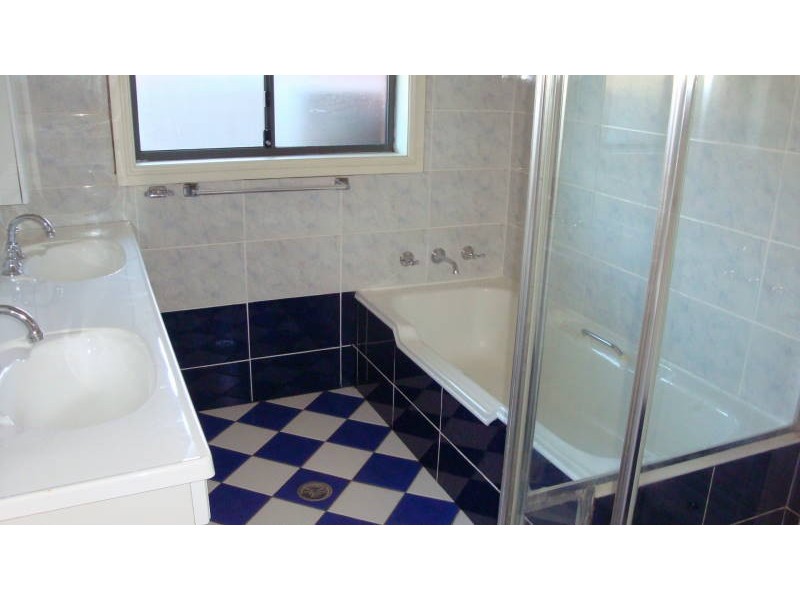 90 Charles Street, Smithfield NSW 2164