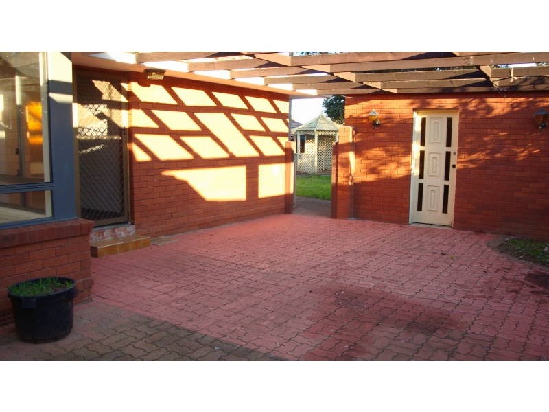 90 Charles Street, Smithfield NSW 2164