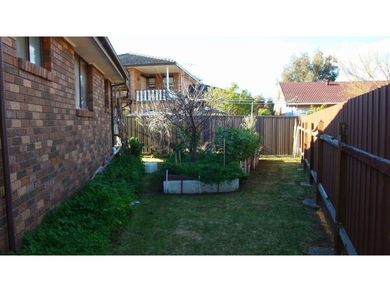 3 Burwood Place, St Johns Park NSW 2176
