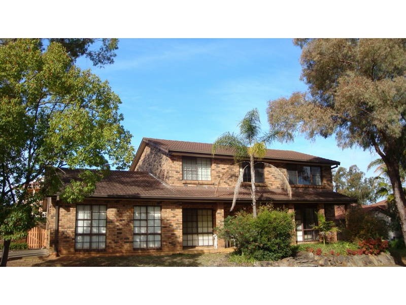 8 Eden Place, Bossley Park NSW 2176
