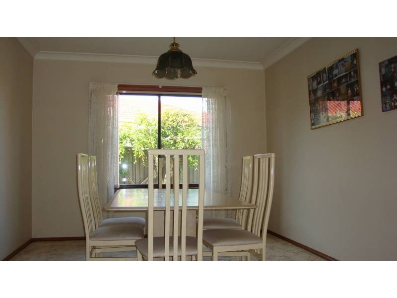 8 Eden Place, Bossley Park NSW 2176