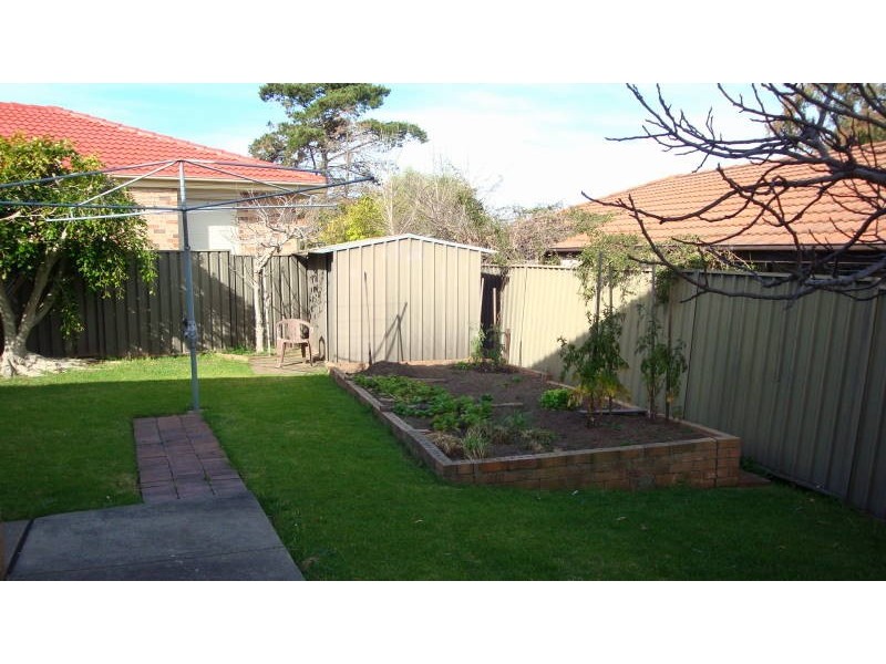 8 Eden Place, Bossley Park NSW 2176