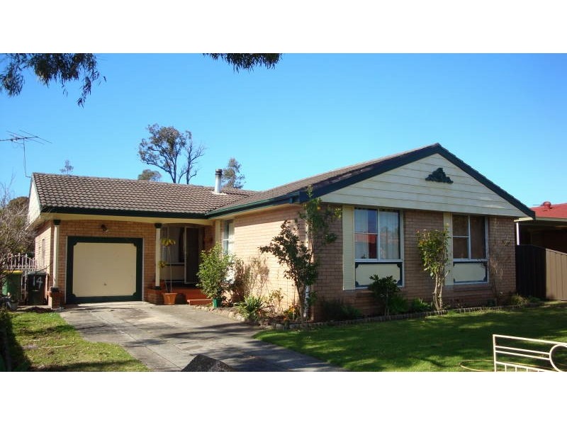 14 Triten Avenue, Greenfield Park NSW 2176