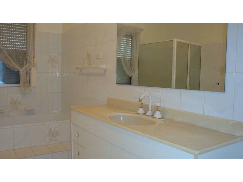 256 Brenan Street, Smithfield NSW 2164