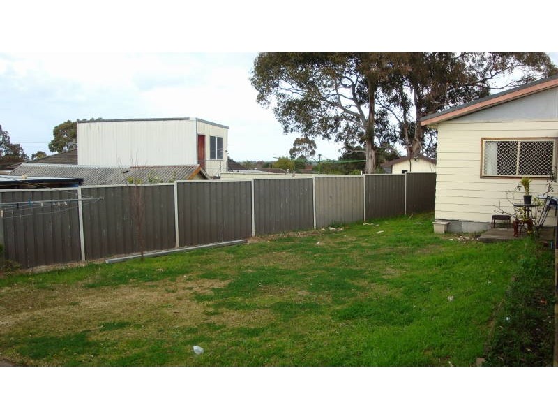 4 Brownlee Place, Mount Pritchard NSW 2170