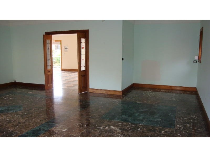 4 Rhys Place, Edensor Park NSW 2176