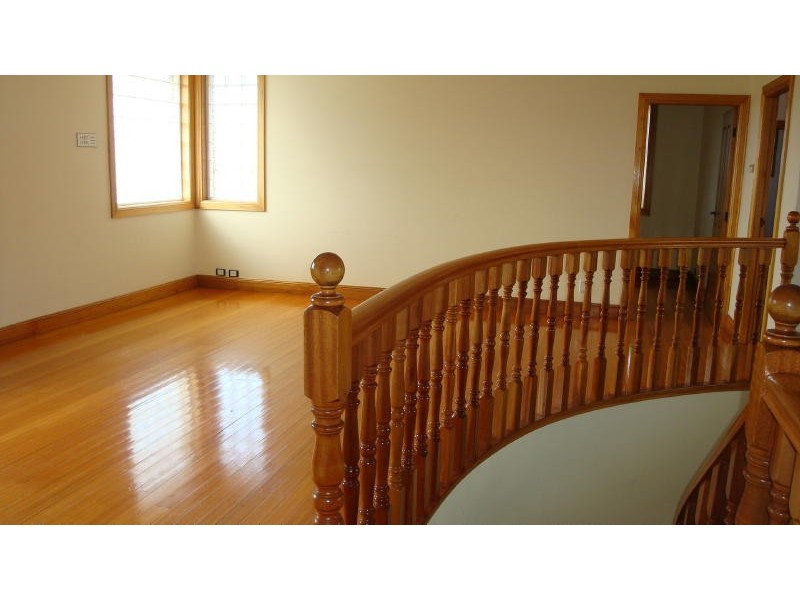 4 Rhys Place, Edensor Park NSW 2176