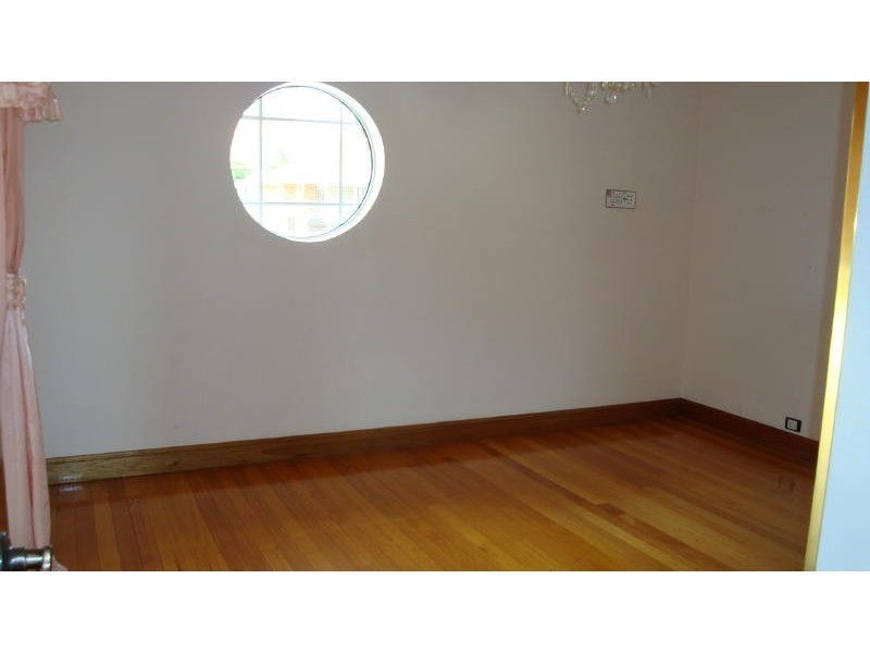 4 Rhys Place, Edensor Park NSW 2176