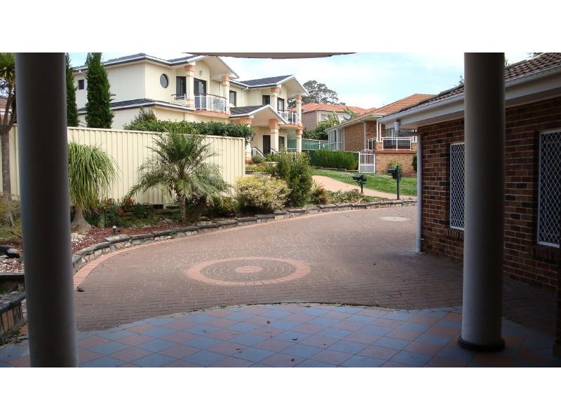 4 Rhys Place, Edensor Park NSW 2176