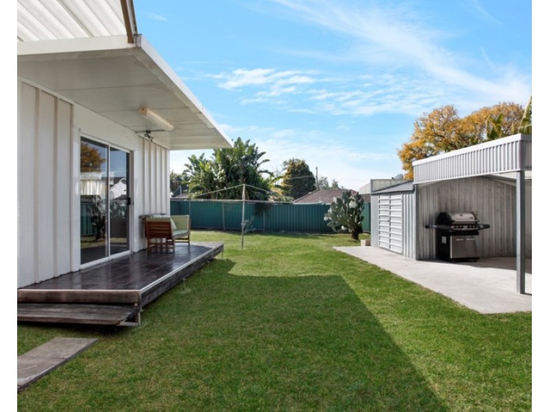 4 Smiths Avenue, Cabramatta NSW 2166