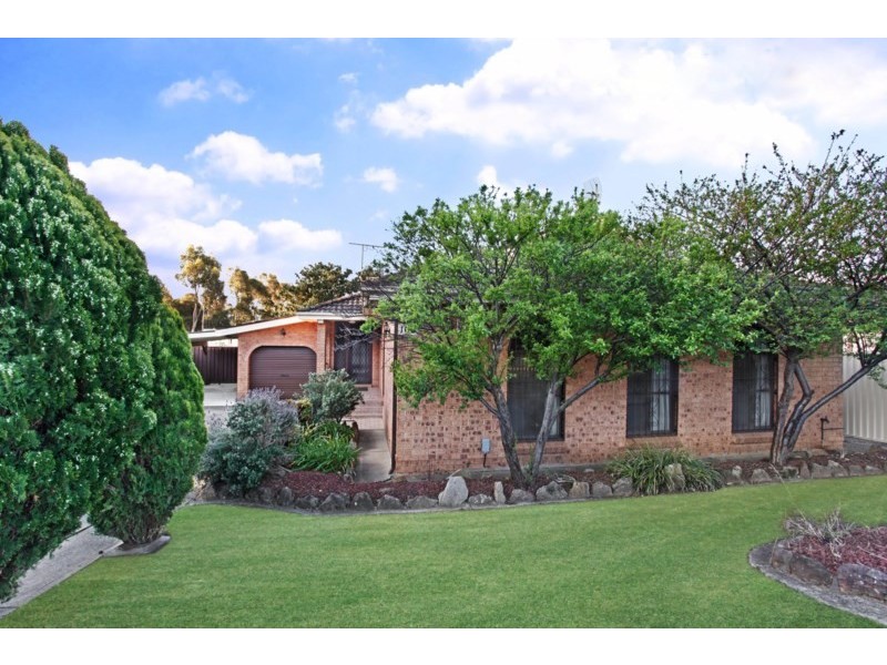 168 Bossley Road, Bossley Park NSW 2176