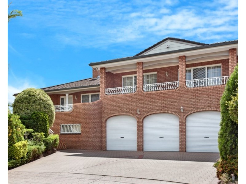 7 Urunga Place, Bossley Park NSW 2176