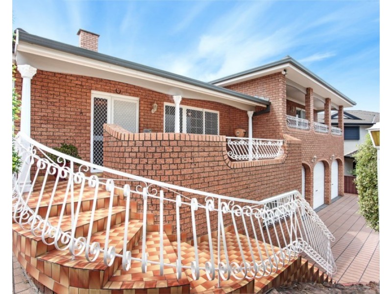 7 Urunga Place, Bossley Park NSW 2176